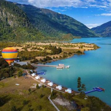 拉萨+林芝+大峡谷+纳木措景区7日6晚跟团游