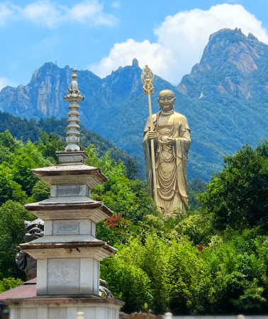 3D2N • Sacred Realm Jiuhua: Jiuhua Mountain Scenic Area + Great Vow Cultural Park + Jiuhua Giant Buddha