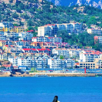 青岛+日照+崂山风景区+黄岛金沙滩+青岛红树林度假世界5日4晚跟团游