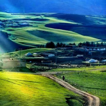 新疆北疆+伊犁+赛里木湖+那拉提旅游风景区8日7晚私家团