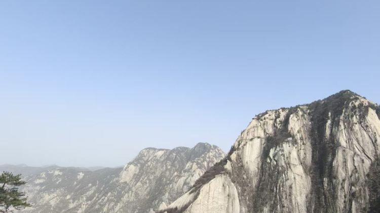 4D3N · Group Tours · How exciting, 5 Immersive Xi'an Experiences -Answer the Call of Millennium Chang'an+ Emperor Qinshihuang's Mausoleum Site Museum + Huaqing Palace + Mount Hua