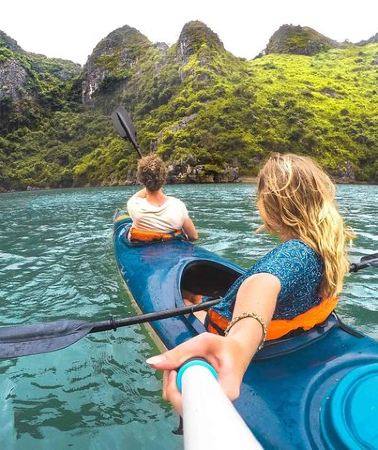 2D1N • Cruising Halong Bay - Lan Ha Bay 2 Days on boat - Cabin with balcony