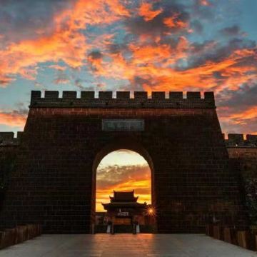 黄山风景区+宏村+徽州古城4日3晚跟团游