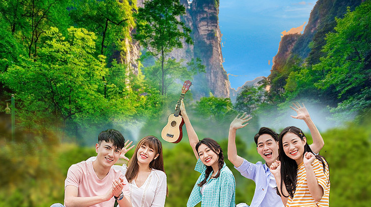 长沙+张家界+天门山2日1晚跟团游·周末小假期优选『森林公园+天门山』核心武陵源双5A景区丨阿凡达袁家界&峰林奇观·天子山+赠百龙天梯+天门山索道往返+天门洞vs玻璃栈道+特色三下锅