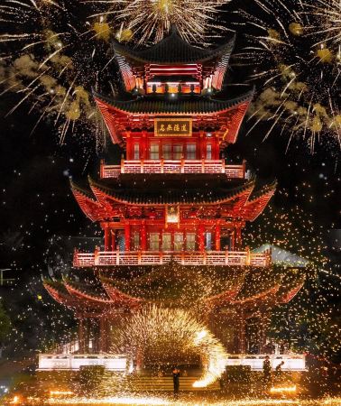5D4N • 5-Day 4-Night Group Tour: Wangxiangu, Gexian Village, Sanqingshan & Wuyuan in Jiangxi