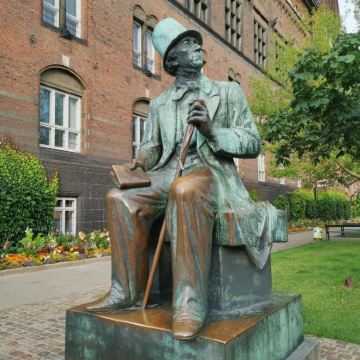 挪威+丹麦+芬兰+瑞典+冰岛10日9晚私家团