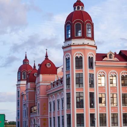 哈尔滨+伊春+同江+抚远+兴凯湖+横道河子镇8日7晚私家团