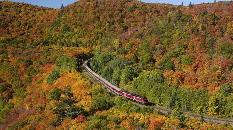 6-Day Eastern Canada Fall Foliage Train Tour from Toronto · Sudbury, Sault Ste. Marie, Agawa Canyon, Gravenhurst and Niagara Falls