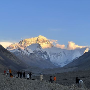 拉萨+林芝+日喀则+巴松措+雅鲁藏布大峡谷+珠峰大本营+羊卓雍错+纳木措景区9日8晚自由行