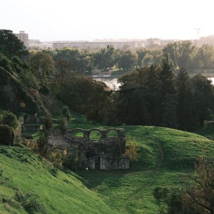 阿尔巴尼亚+塞尔维亚+黑山+波黑9日7晚跟团游