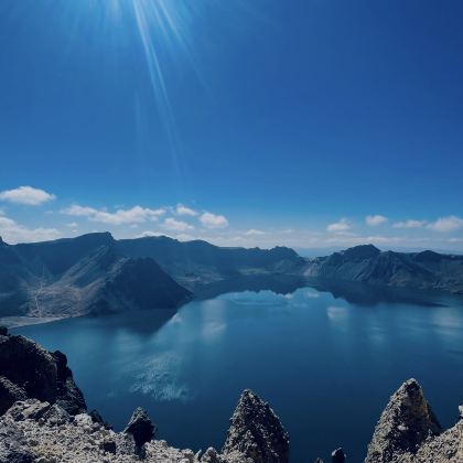 哈尔滨+长白山+镜泊湖风景区5日4晚拼小团