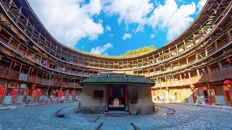 7D6N · Group Tours · Xiamen + Kulangsu + Wuyishan + Wuyi Mountain Nine-Bend Stream + Yunshuiyao