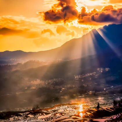 云南元阳+建水+元阳哈尼梯田2日1晚私家团