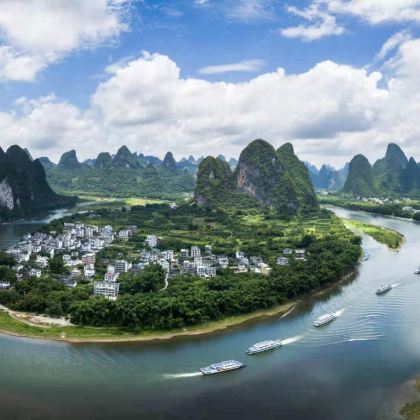 桂林+阳朔+漓江+北海4日3晚私家团