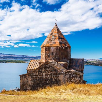 阿塞拜疆+亚美尼亚+格鲁吉亚10日跟团游