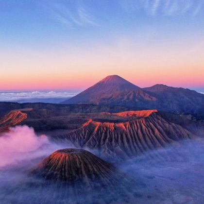 印度尼西亚巴厘岛+布罗莫火山+伊真火山+佩妮达岛7日5晚私家团