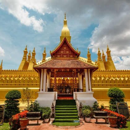 老挝万象省7日5晚跟团游