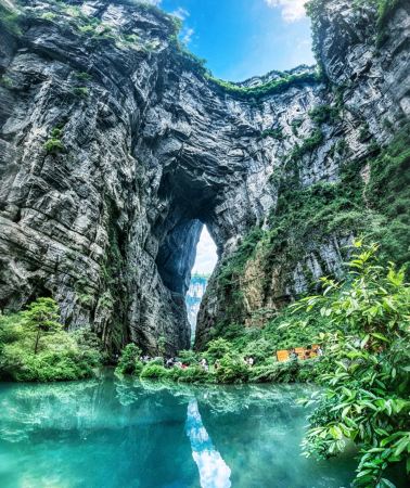 2天 • 武隆仙女山＋天生三橋＋龍水峽地縫＋芙蓉洞＋船遊芙蓉江