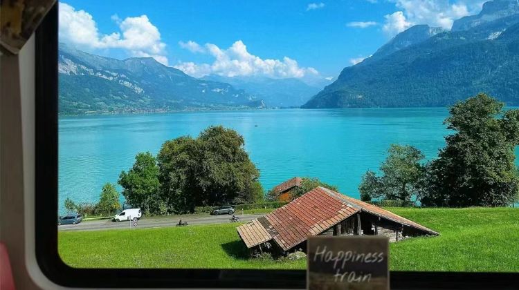 <5天>【8人小团 经典法意瑞 诗画之旅】黄金快线穿越风景线·米兰+卢塞恩+ 因特拉肯+日内瓦+阿维尼翁+阿尔勒+尼斯+摩纳哥(酒店含早+2人成团）