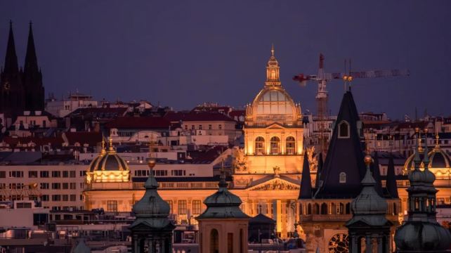 <14天>【易游欧洲 1人成团】欧洲9国畅游·德国+奥地利+匈牙利+捷克+瑞士+斯洛伐克+波黑+克罗地亚+塞尔维亚+布拉格+布达佩斯+杜布罗夫尼克+萨拉热窝+维也纳+赠双城Citywalk(多地出发/结束)