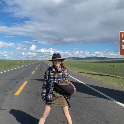 呼和浩特+辉腾锡勒草原+乌兰哈达火山地质公园+库布齐沙漠2日自由行