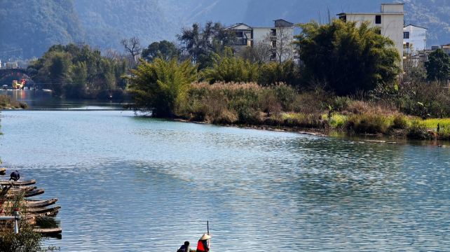 3-Day Guilin Essence Landscapes Private Tour· Li River,  West Street, Reed Flute Cave and Elephant Trunk Hill