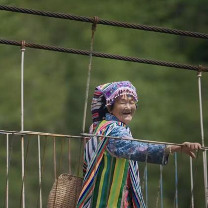 大理市+怒江+丙中洛风景区+独龙江+梅里雪山国家公园+香格里拉+丽江+泸沽湖10日9晚拼小团