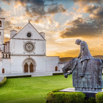 罗马+锡耶纳+佛罗伦萨+热那亚+米兰+维罗纳+威尼斯+佩鲁贾+那不勒斯+萨莱诺15日14晚跟团游