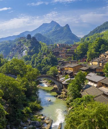 6日5晚 • 品嘗江西本土特色葛根汁點＆江西深度遊，南昌、婺源、上饒、九江，6天純玩高鐵團，廬山、四大網紅景區