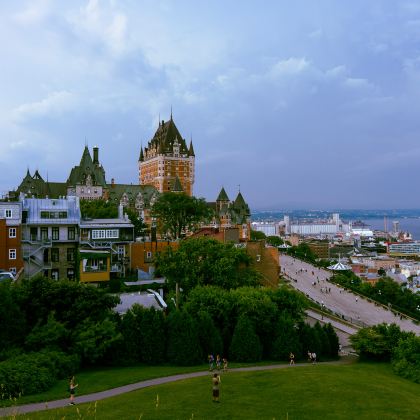 加拿大魁北克老城+蒙特利尔+尼亚加拉瀑布6日5晚跟团游