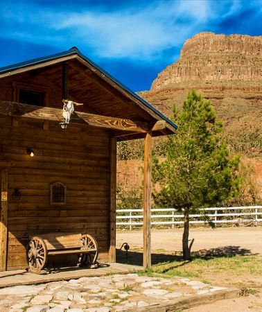 2D1N • Western Ranch Overnight Experience: Cabin or Camp Out