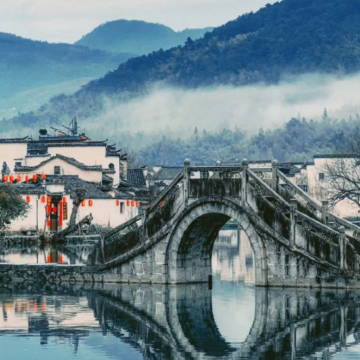 庐山+景德镇+婺源篁岭景区+宏村景区+黄山风景区6日5晚跟团游