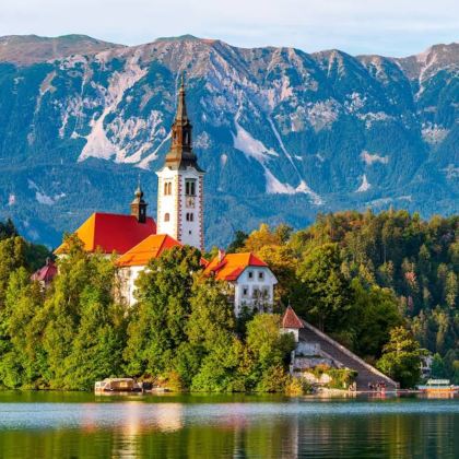 斯洛文尼亚+克罗地亚+布莱德湖+波斯托伊纳溶洞+普利特维采湖群国家公园+杜布罗夫尼克古城区+洛克鲁姆岛10日9晚私家团