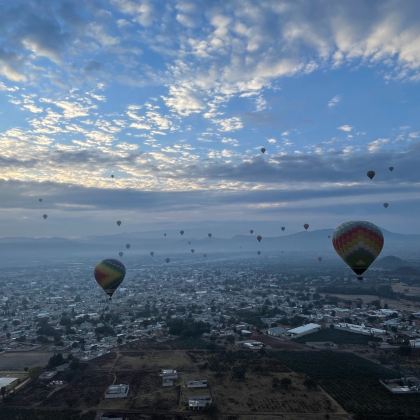 墨西哥墨西哥城+霍奇米尔科+特奥蒂瓦坎2日1晚私家团