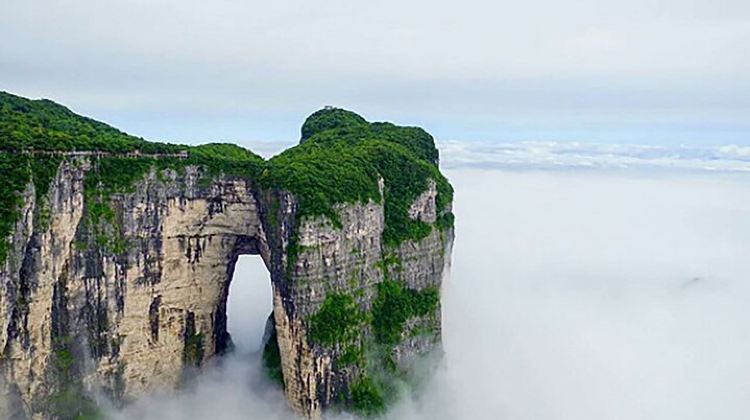 5D4N · Group Tours · Zhangjiajie 1-5 days Group Tour: Avatar, Glassbridge &Furong Town