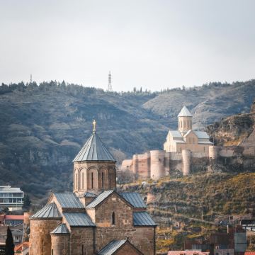 阿塞拜疆巴库+格鲁吉亚第比利斯+斯提潘茨明达+西格纳吉6日5晚跟团游