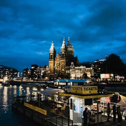 荷兰10日9晚自由行