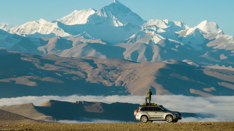 8D7N · Group Tours · Tibet + Lhasa + Shigatse + Potala Palace + Jokhang Temple + Yamdrok Yumtso + Tashilhunpo Monastery + Mt Qomolangma Base Camp