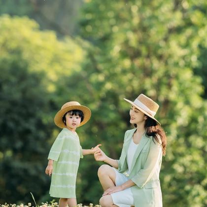 长沙+张家界+芙蓉镇+凤凰县8日7晚私家团