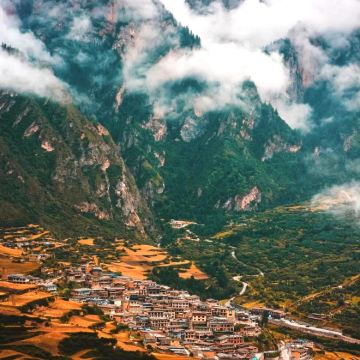 兰州+甘南+夏河+若尔盖+莲宝叶则景区+扎尕那7日6晚跟团游