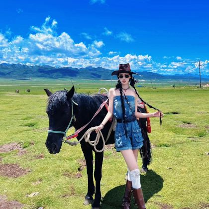 沈阳+丹东+长白山+延吉+镜泊湖风景区+哈尔滨+齐齐哈尔+呼伦贝尔大草原+漠河+伊春17日16晚跟团游