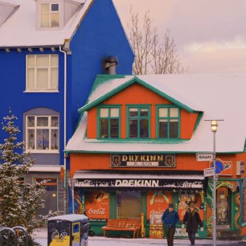 冰岛雷克雅未克观鲸+蓝冰洞+蓝湖+基尔丘山9日6晚私家团