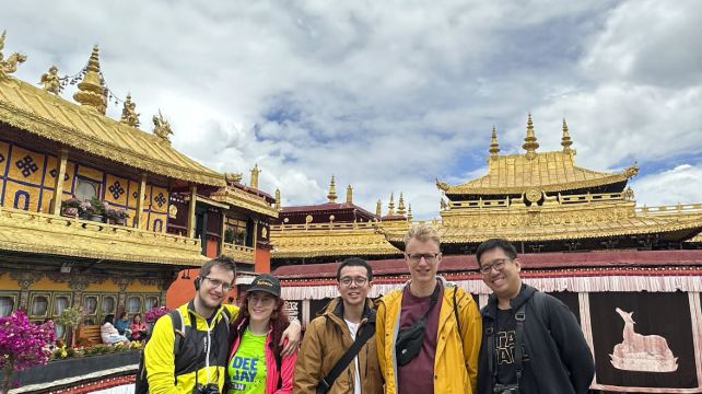 4 Days Tibet Essential Small Group Tour· Lhasa | Potala Palace | Barkhor Street | Scriptural Debate Of Sera Monastery 
