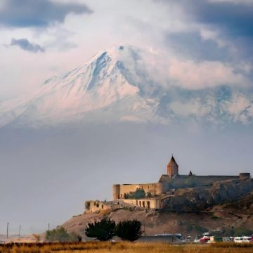 阿塞拜疆+格鲁吉亚+亚美尼亚11日10晚私家团