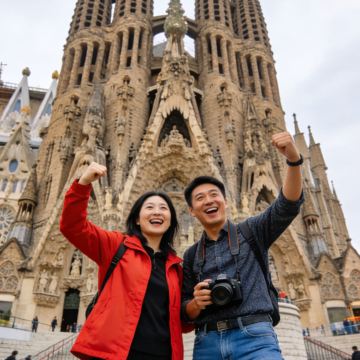 西班牙马德里+托莱多+巴塞罗那+希腊雅典+卡兰巴卡+迈泰奥拉10日8晚私家团