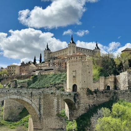 马德里+托莱多+梅里达+塞维利亚+巴塞罗那9日8晚拼小团