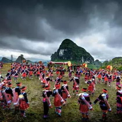 清远金子山原生态旅游风景区+龙潭度假区+千年瑶寨3日2晚私家团