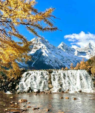5D4N•Chengdu + Jiuzhaigou + Mount Siguniang + Bipenggou + Dagu Glacier + Huanglong National Scenic Area
