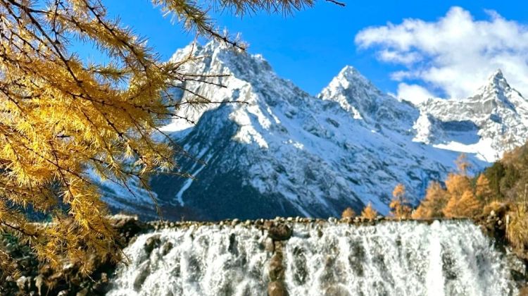 6-day 5-night · Private Tour · Chengdu + Mount Siguniang + Bipenggou + Huanglong National Scenic Area + Jiuzhaigou National Park