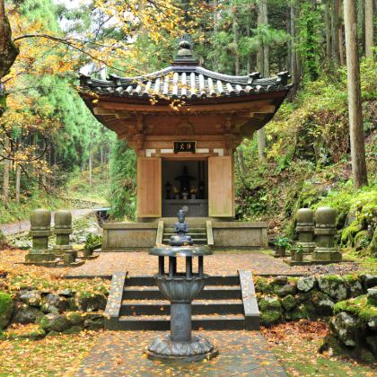 日本名古屋+下吕市+飞驒高山+金泽+加贺市7日6晚私家团